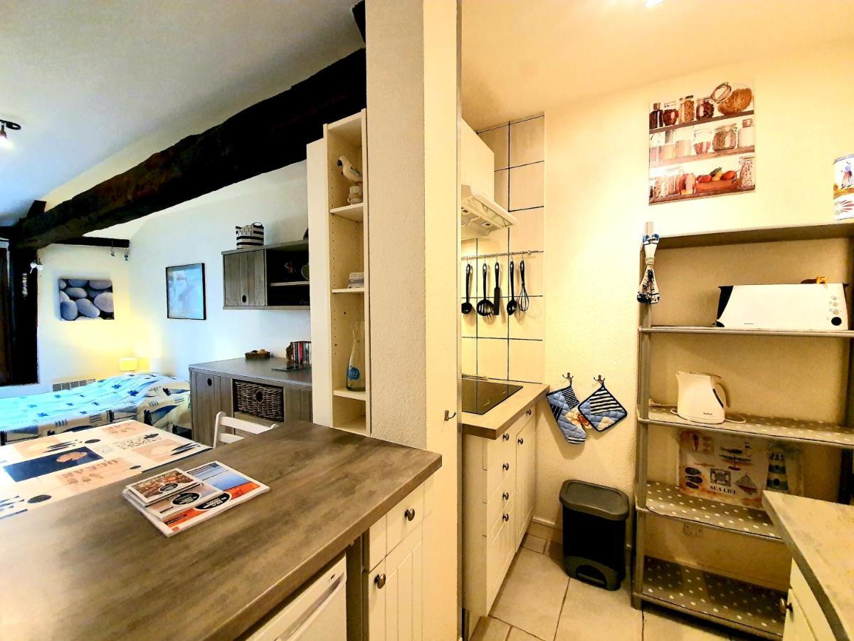 Apartamento Studio Convivial En Plein Coeur Du Centre Historique De Vannes Exterior foto