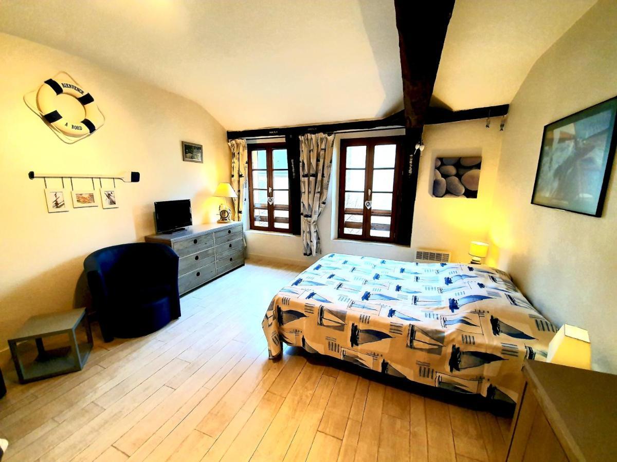 Apartamento Studio Convivial En Plein Coeur Du Centre Historique De Vannes Exterior foto