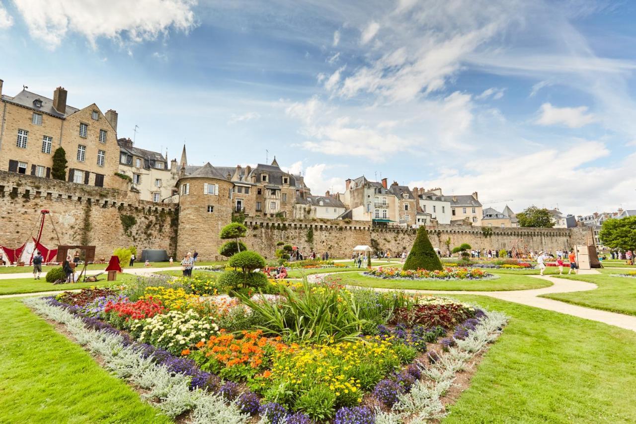 Apartamento Studio Convivial En Plein Coeur Du Centre Historique De Vannes Exterior foto